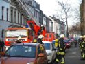 Einsatz Feuerwehr SEK Polizei Koeln Nippes Merheimerstr P057